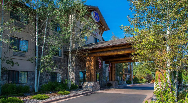 Двухместный номер Standard Comfort Suites Golden West on Evergreen Parkway