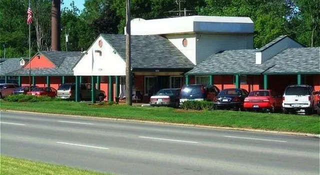 A Victory Inn and Suites - Detroit, Varaa Hotelli Detroit 