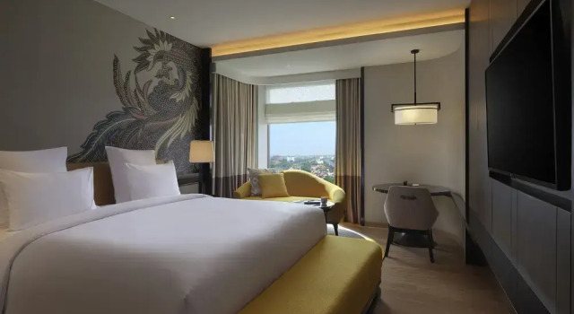 Deluxe room with city view Pullman Bandung Grand Central