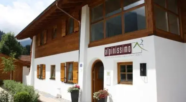 Ferienhaus Alpinissimo, Забронировать Отель Обераммергау Ammergau Alps