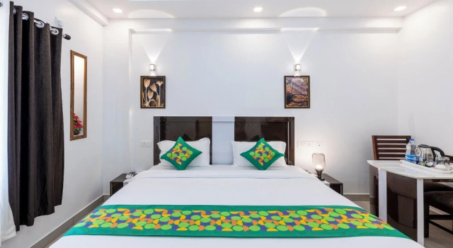 Двухместный номер Standard Treebo Premium Cochin Airport, 5 min From Cochin Airport