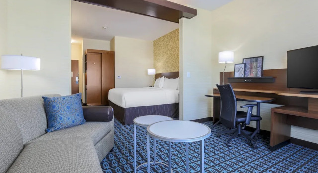 Двухместный номер Standard Fairfield Inn & Suites by Marriott Decatur at Decatur Conference Center