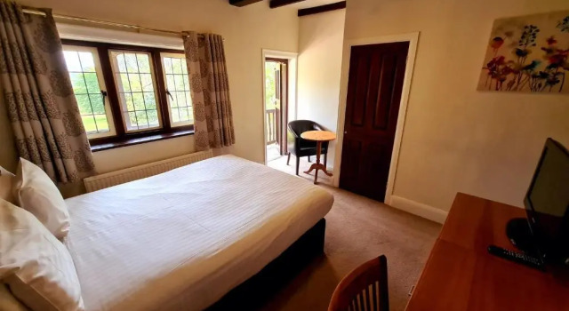 Двухместный номер Superior Farnham House Hotel