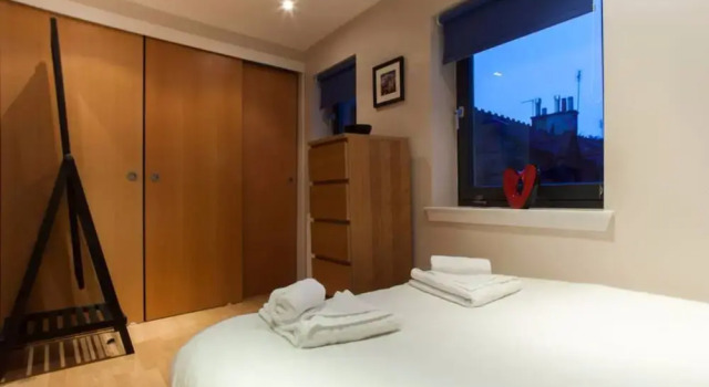 1 Bedroom West End Apartment