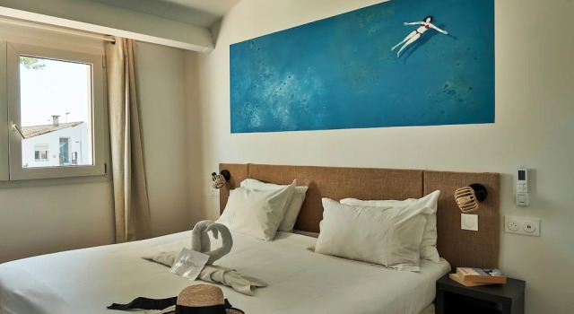 Номер Economy Artemia Aigues-Mortes - Hôtel avec piscine - Bornes électriques - Parking privé - Local vélo-moto