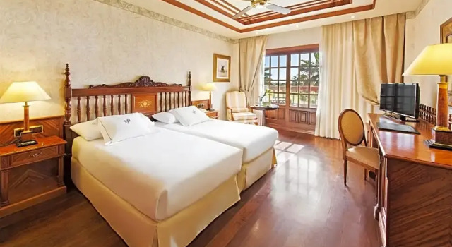 Номер Deluxe Elba Palace Golf Boutique Hotel