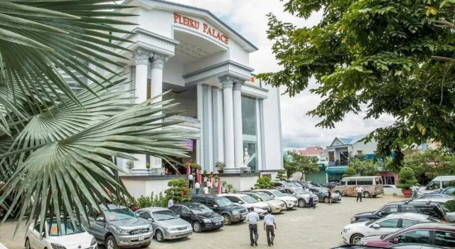 7S Hotel Pleiku, Забронировать Отель Плейку Gia Lai