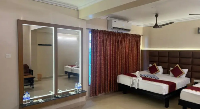 Двухместный семейный номер Standard HOTEL SRIMANIYA