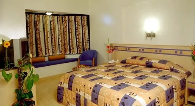 Номер Deluxe Hotel Suncity Residency