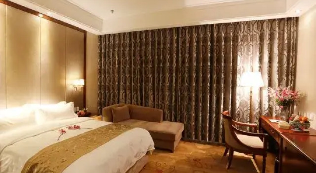 Номер Deluxe Tianci Marriott Hotel