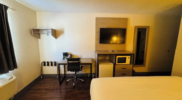 Двухместный люкс Deluxe Baymont by Wyndham Sault Ste Marie MI