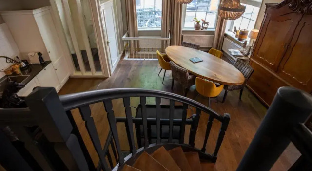 Sterlogies Cityhouse Madame Agaath, Book Hotel Leeuwarden Friesland