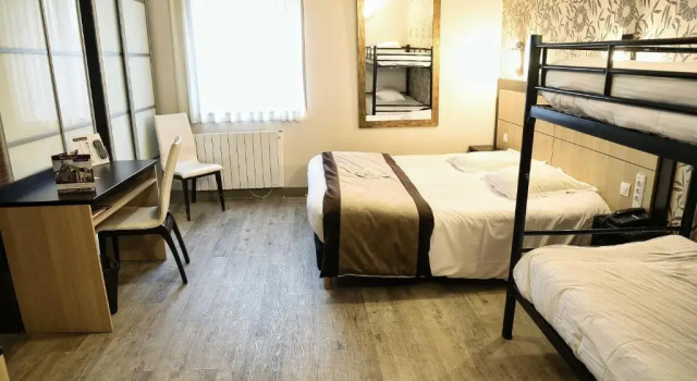 Семейный номер Hôtel Le Bayeux