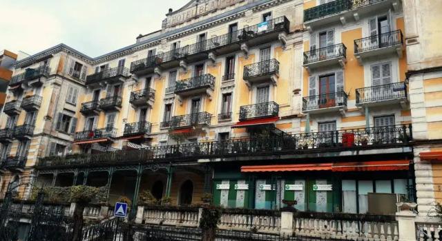 Studio 3 étoiles le 102, Aix les bains centre Thermes Palace le Beau Site, Prenota Appartamento Hotel a Alvernia con parcheggio, Parcheggio