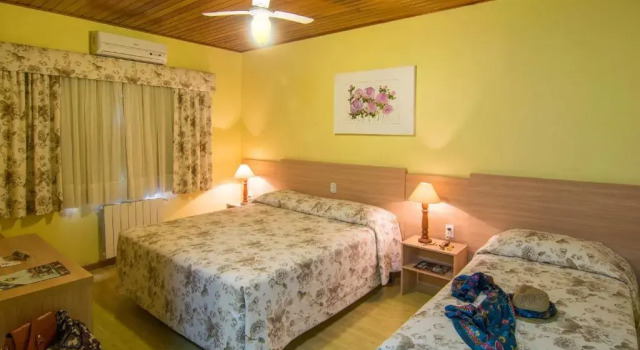 Номер Deluxe HOTEL SKY GRAMADO - Cartão Postal de Gramado RS