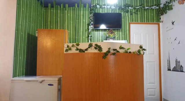 GardenPod Hostel + Café