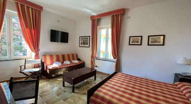 Трёхместный номер Standard Hotel Clelia