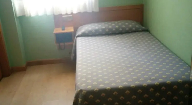Одноместный номер Standard Hotel Carbayon