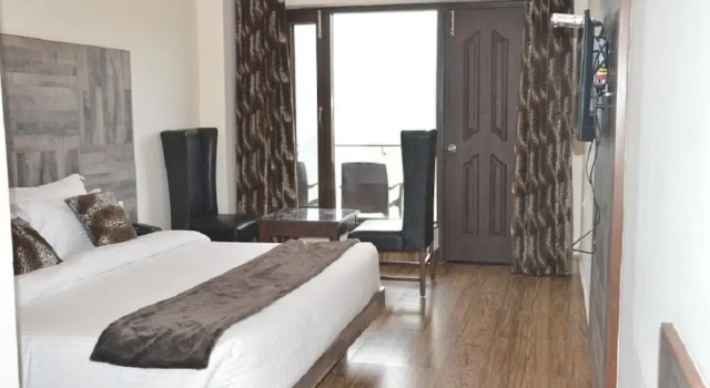 Двухместный номер Deluxe c 1 комнатой с видом на горы Hotel Seven Oaks