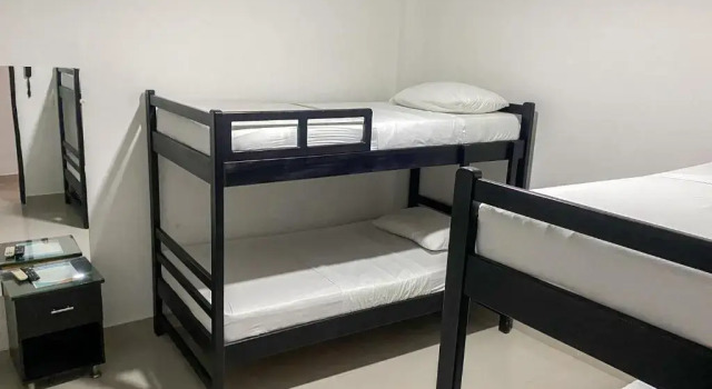 Кровать в общем номере (мужской номер) Hostal Viña del Mar
