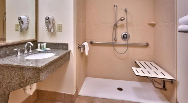 Люкс с 2 комнатами Staybridge Suites Omaha 80th and Dodge by IHG