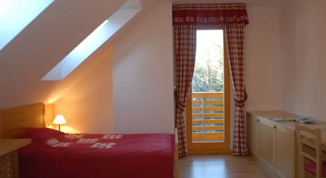 Aparthotel Snjezna Kraljica, Prenota Hotel Zagabria Croazia