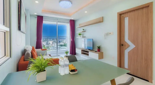 Апартаменты с балконом и с видом на город Botanica Premier Serviced Apartment