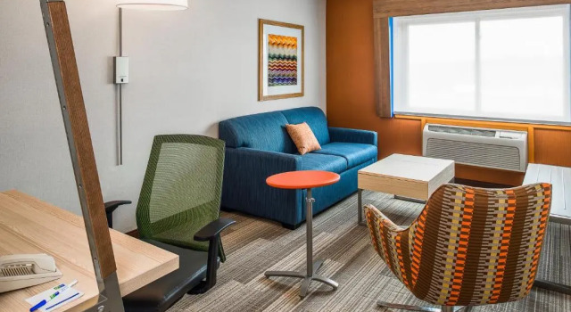 Люкс c 1 комнатой Holiday Inn Express & Suites Halifax - Bedford by IHG