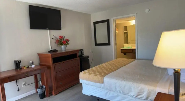 Номер Deluxe Branson Victorian Inn