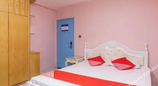Huangsheng Hotel (Quanzhou Child Hospital Donghudian)