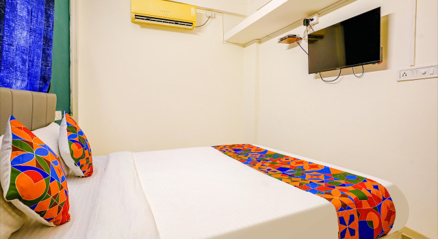 Номер Deluxe FabHotel Diamond Stay