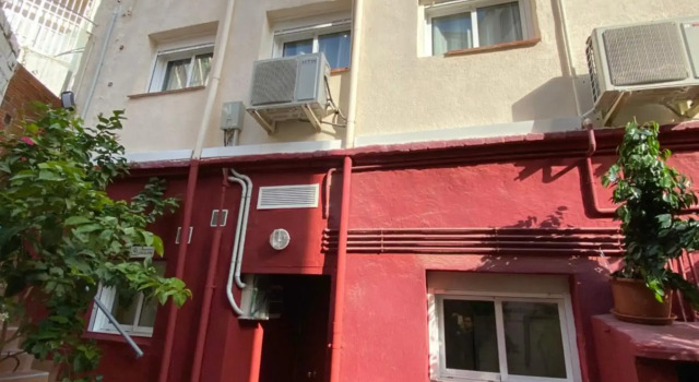 Comfortable renovated flat, WiFi!, Забронировать Отель Бадалона Costa de Barcelona, рядом с Муниципальный дворец спорта Бадалоны