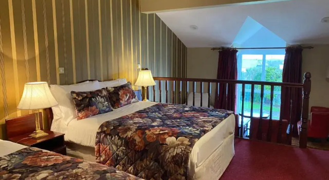 Семейный номер Standard с видом на море Towers Hotel Glenbeigh