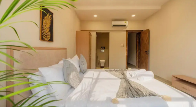 Апартаменты ELIVAAS Kamerios Regalia 2BHK Apartment