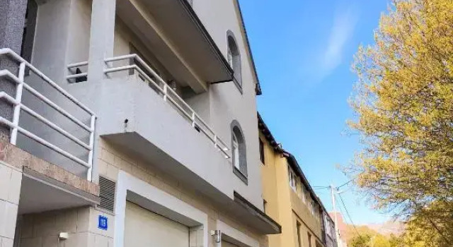 Apartman Konatar, Reservar Apartamento Hotéis em Cetinje County com estacionamento, Estacionamento