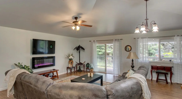 Ferns & Frogs Forest Hale 3 Bedroom Home by RedAwning