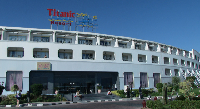 Titanic Resort & Aqua Park