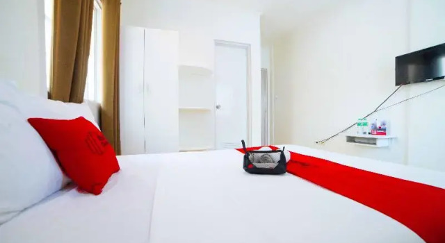 Люкс Standard RedDoorz near Walking Street Angeles City