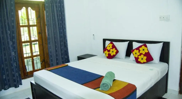Peacocklodge