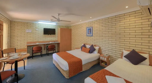 Люкс Riverland Motor Inn