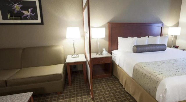 Двухместный номер Standard Best Western Plus Peak Vista Inn & Suites
