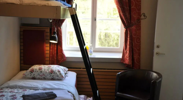Трёхместный Cell room STF Långholmen Hostel