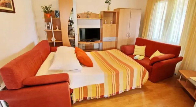 Apartments Sea Line - One Bedroom Apartment With Terrace and Sea View, Prenota Appartamento Prigradica 