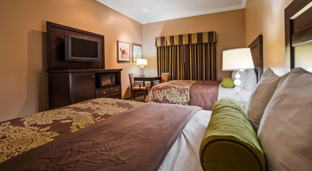 Четырёхместный номер Standard Best Western Route 66 Glendora Inn