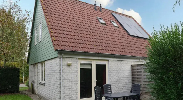 Коттедж Spacious Holiday Home With Garden