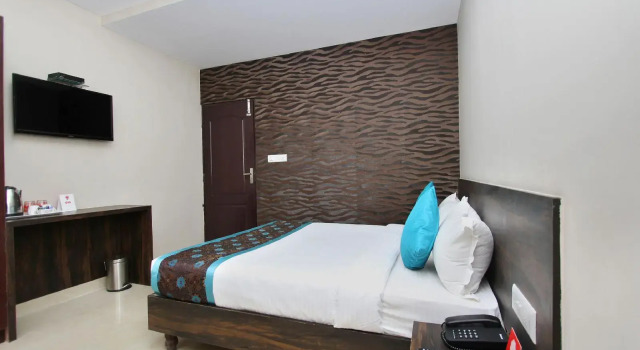 Hotel Central Suites, Забронировать Отель Отели Бангалора с завтраком, рядом с Торговый центр The Forum, Завтраки