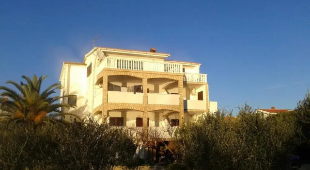 Rumora Ivan Apartment, Prenota Appartamento Povljana (Pogliana) 