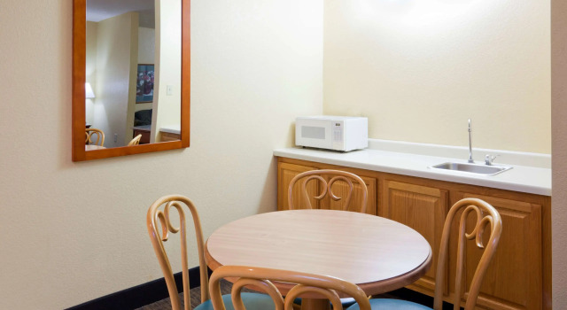 Двухместный номер Standard Grandstay Hotel and Suites