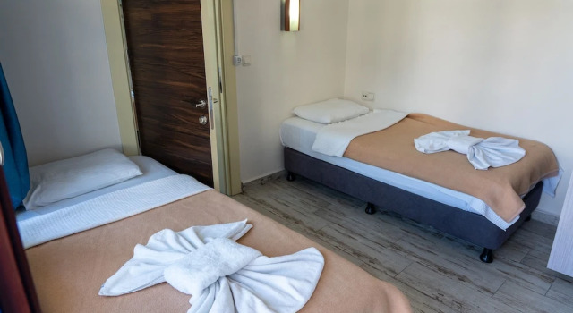 Люкс с балконом Eroglu City Hotel