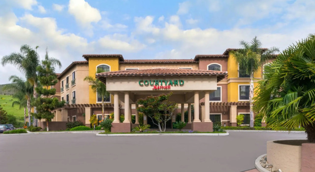 Courtyard by Marriott San Luis Obispo, Забронировать Отель Сан-Луис-Обиспо San Luis Obispo County, рядом с Sunset Drive-In Theatre